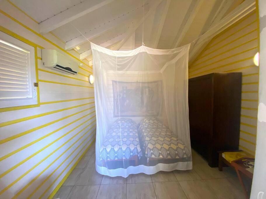 Bungalow Alnamaka : Vue Mer - Piscine - Plage A 5Mn ポワント・ノワール エクステリア 写真
